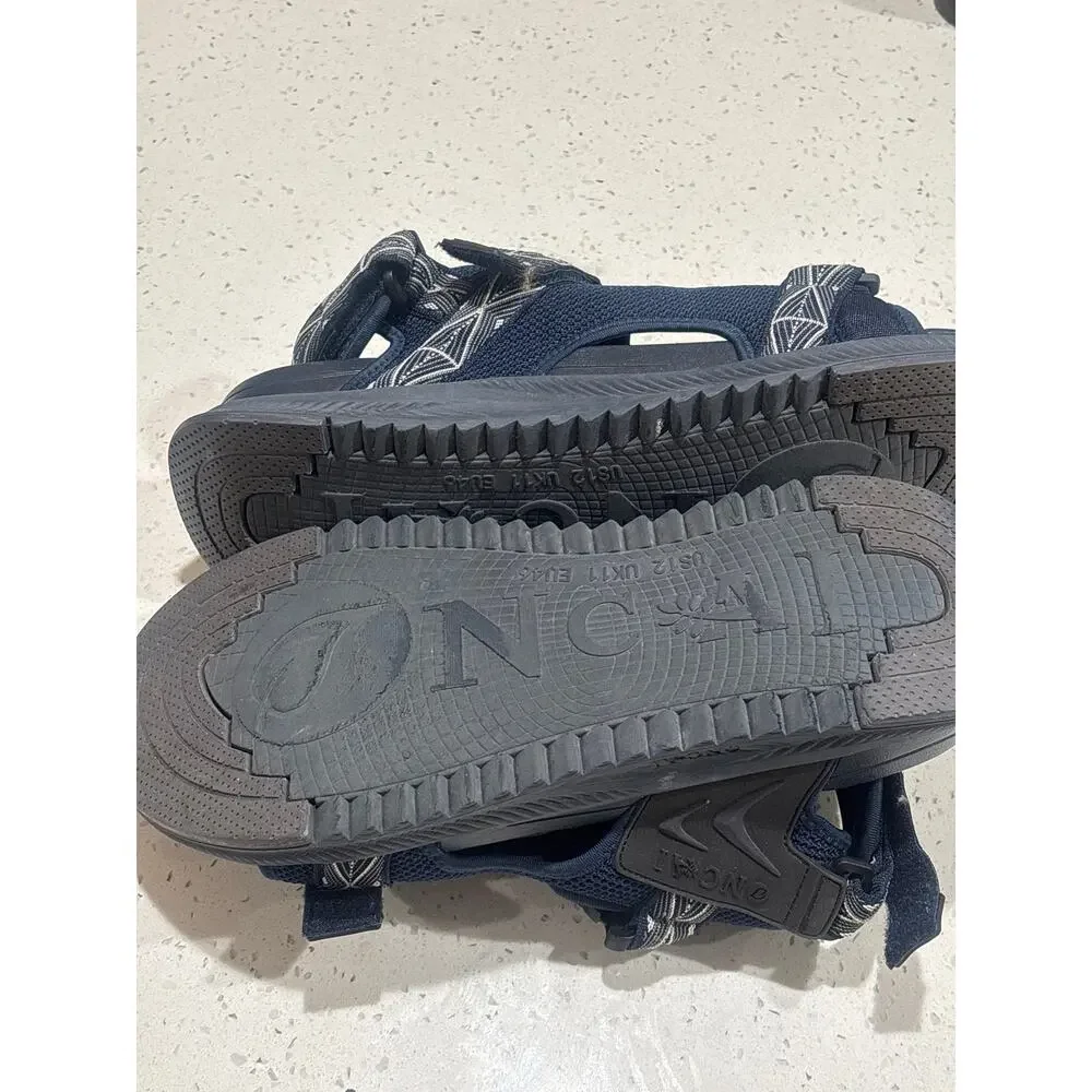 Oncai men’s sandals size 12